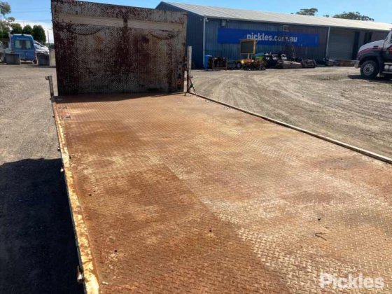 2013年式 いすゞ FRR600