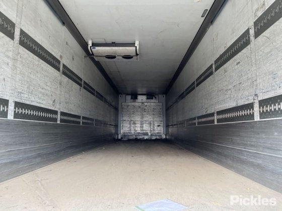 2013 シュミッツ ST2