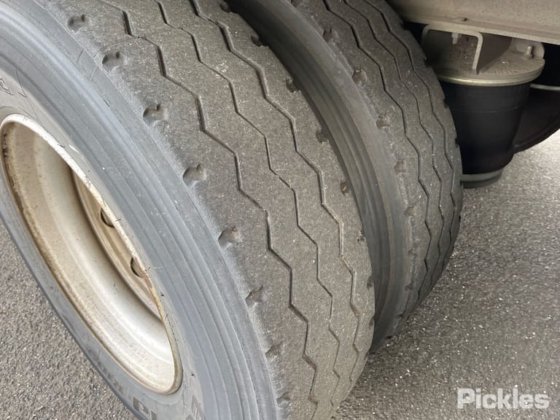 2013 シュミッツ ST2