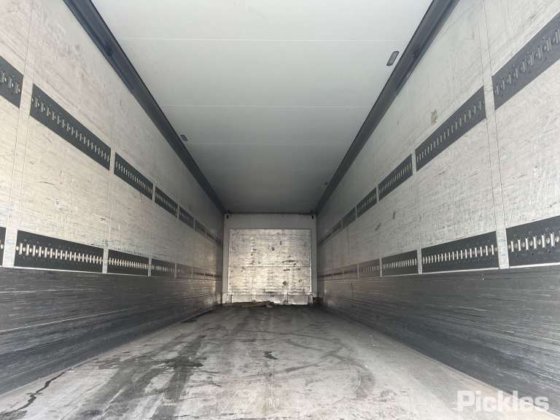 2013 シュミッツ ST3