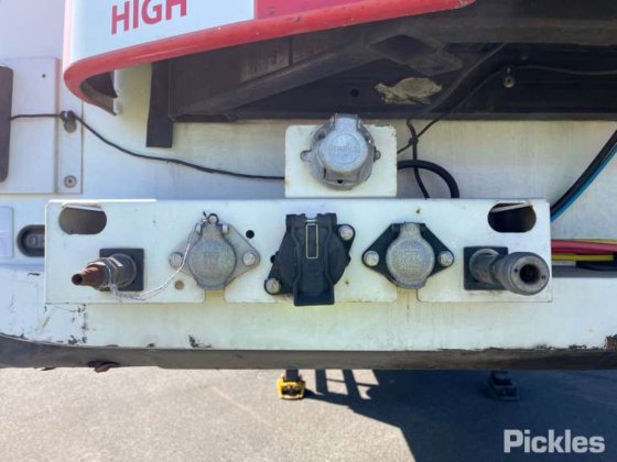 2013 シュミッツ ST2