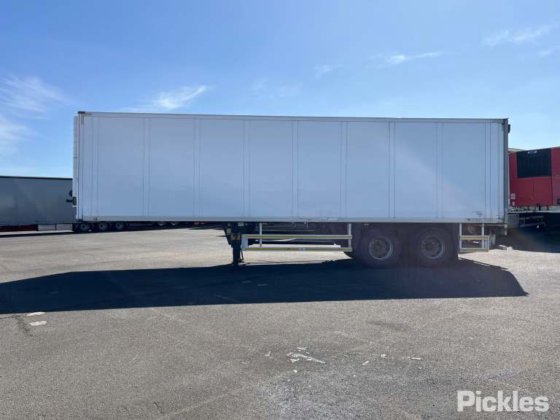 2013 シュミッツ ST2