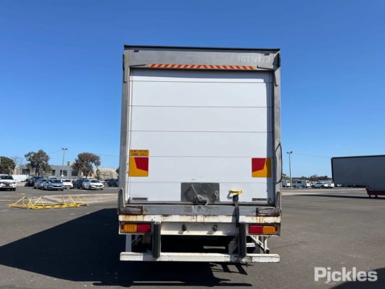 2013 シュミッツ ST2