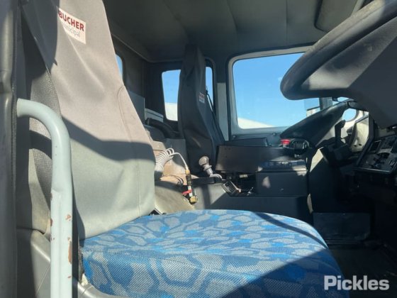 2013款依维柯ACCO