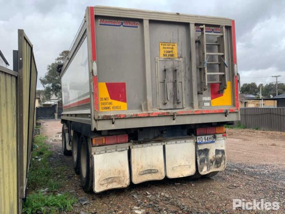 2016 Maxitrans Hund 3A