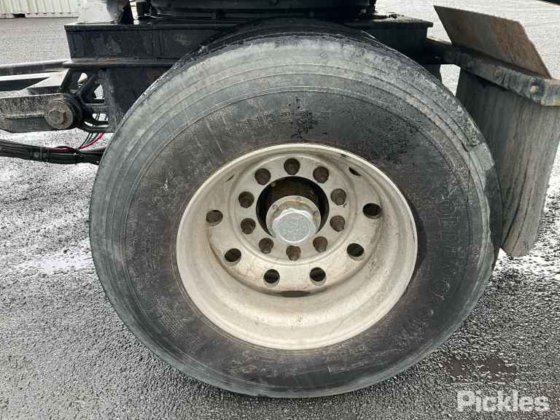 2017 チャールズ・セリア 3 アクスル ドッグ