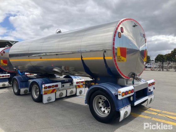 2015 バイフォード シングルアクスルトレーラー