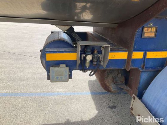 2015 バイフォード シングルアクスルトレーラー