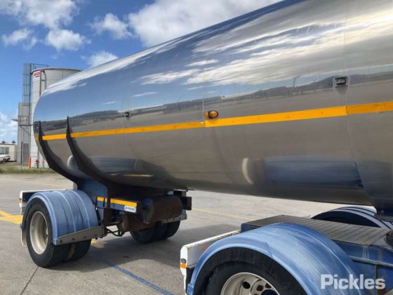 2015 バイフォード シングルアクスルトレーラー