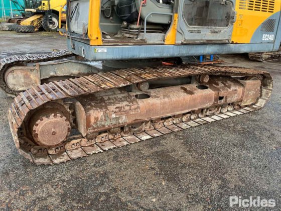 2005款沃尔沃EC240BLC