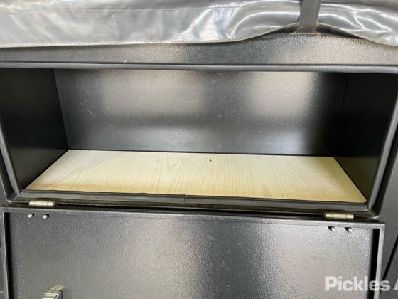 2023 白金通用 S4