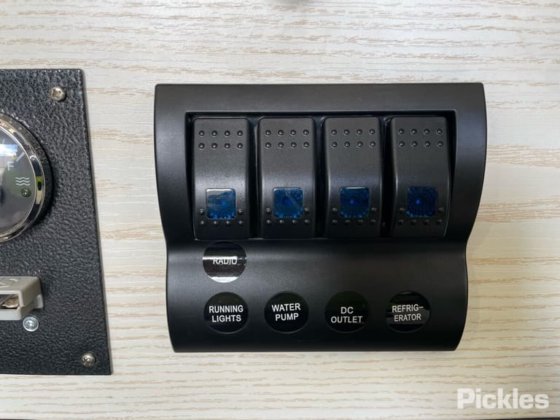 2023 白金通用 S4