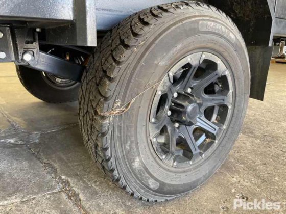 2023 白金通用 S4