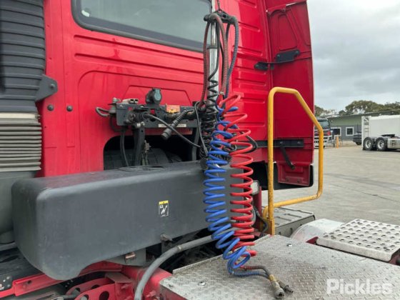 2020年式ボルボFM500