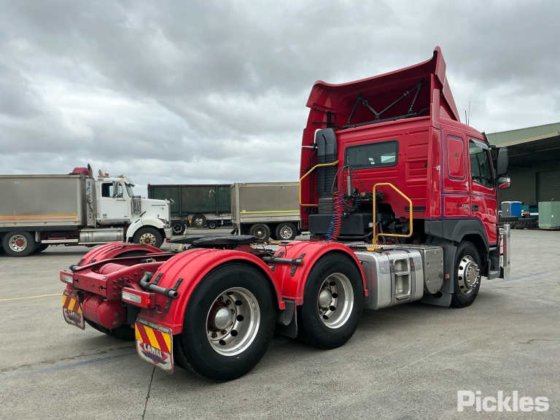 2020年式ボルボFM500