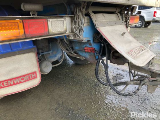 2016款肯沃斯T409