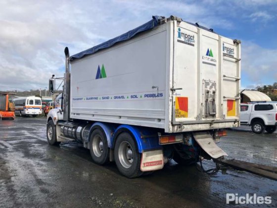 2016款肯沃斯T409