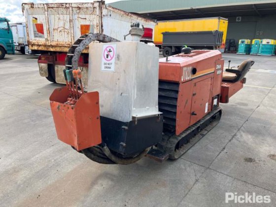 Ditch Witch JT820