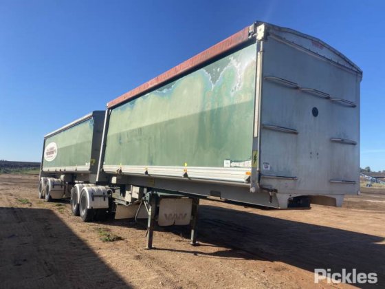 2005年式スローンビルト トレーラー タンデム