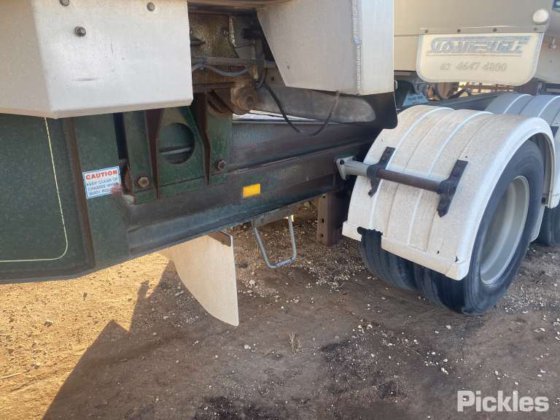 2005年式スローンビルト トレーラー タンデム