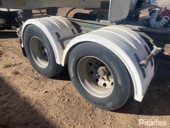 2005年式スローンビルト トレーラー タンデム