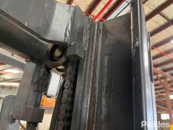 2006年式クラウンCG18S-2