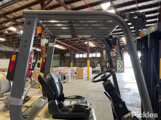 2006年式クラウンCG18S-2