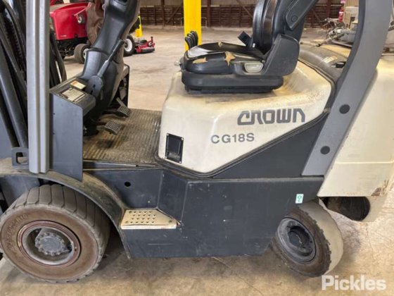 2006年式クラウンCG18S-2