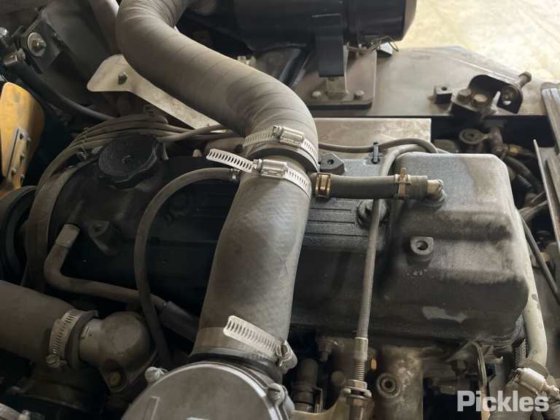 2006年式クラウンCG18S-2