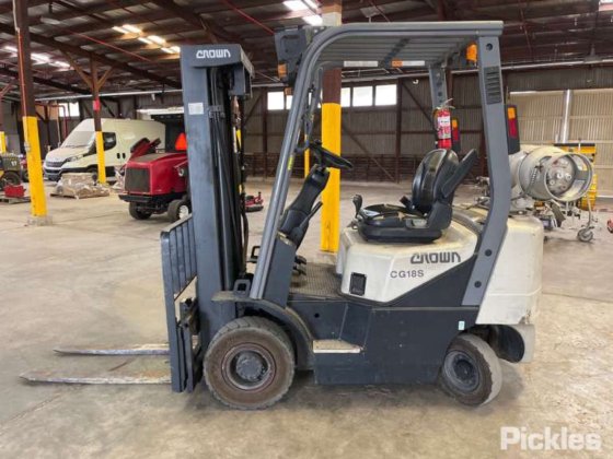 2006年式クラウンCG18S-2