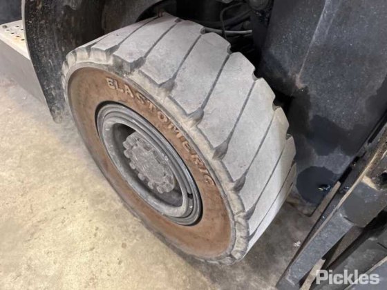 2006年式クラウンCG18S-2