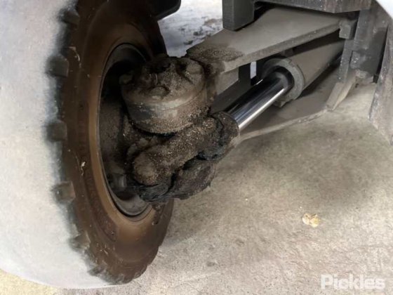 2006年式クラウンCG18S-2