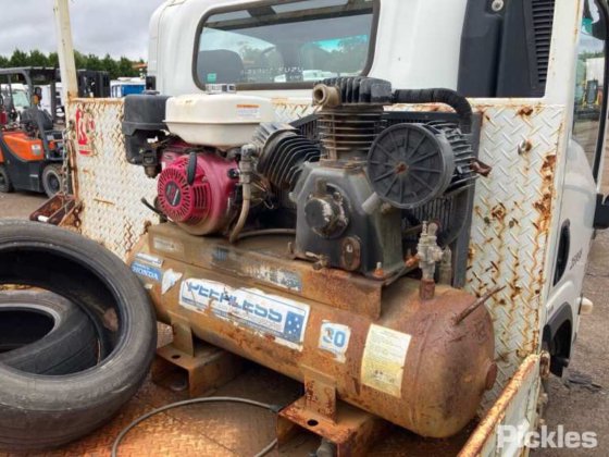 2011款五十铃NNR 200