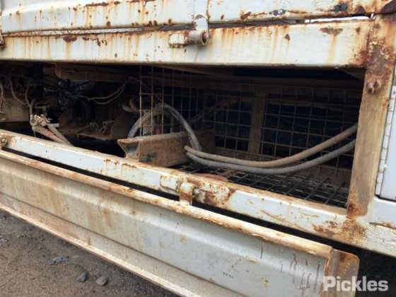 2011款五十铃NNR 200