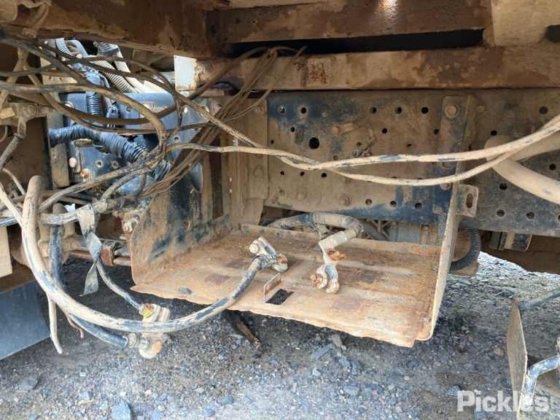 2011款五十铃NNR 200