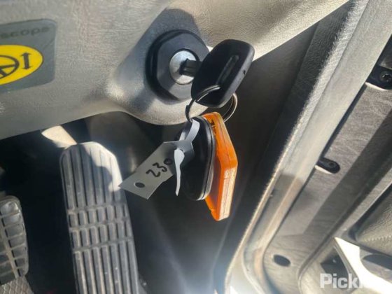 2016年式フレイトライナー FLX コロナド 114