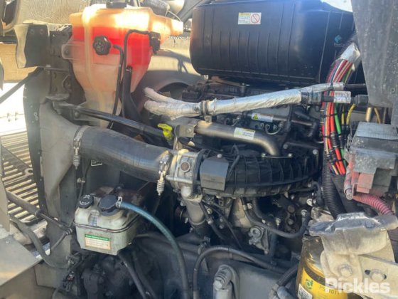 2016年式フレイトライナー FLX コロナド 114