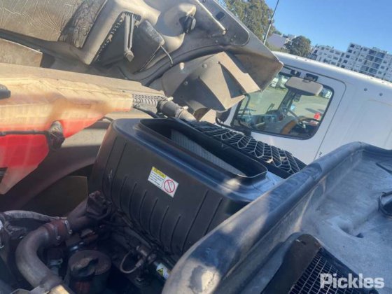 2016年式フレイトライナー FLX コロナド 114