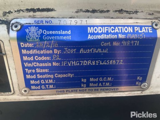 2016年式フレイトライナー FLX コロナド 114