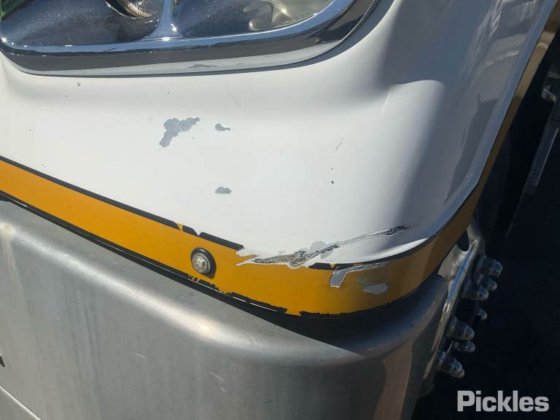 2016年式フレイトライナー FLX コロナド 114