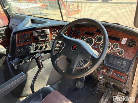 2012款肯沃斯K200系列