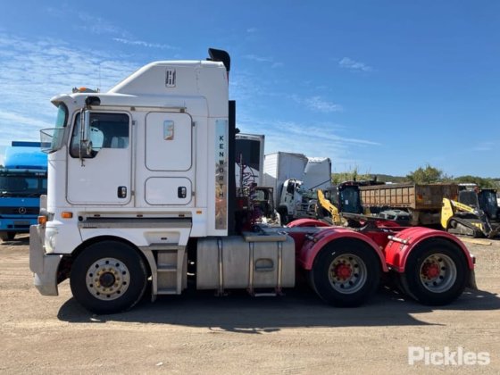 2012款肯沃斯K200系列