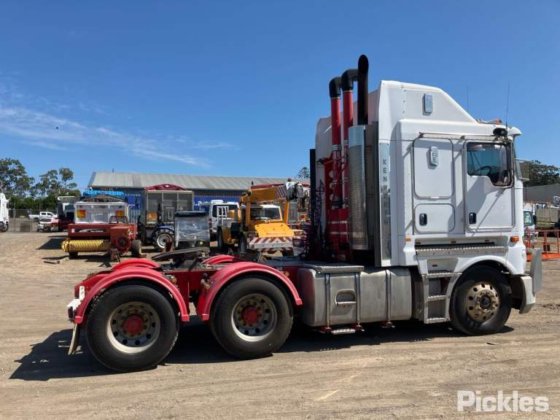 2012款肯沃斯K200系列