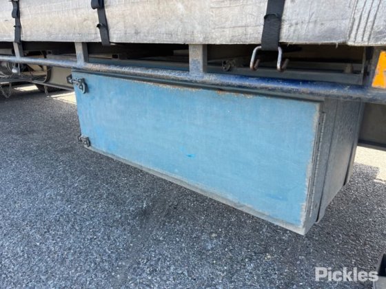 2000年式 サザンクロス トレーラー スタンダード トライアクスル