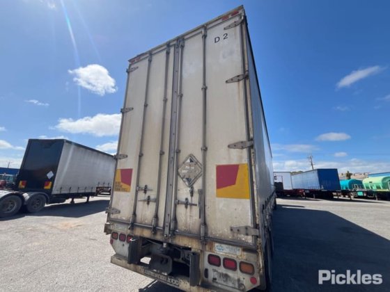 2000年式 サザンクロス トレーラー スタンダード トライアクスル