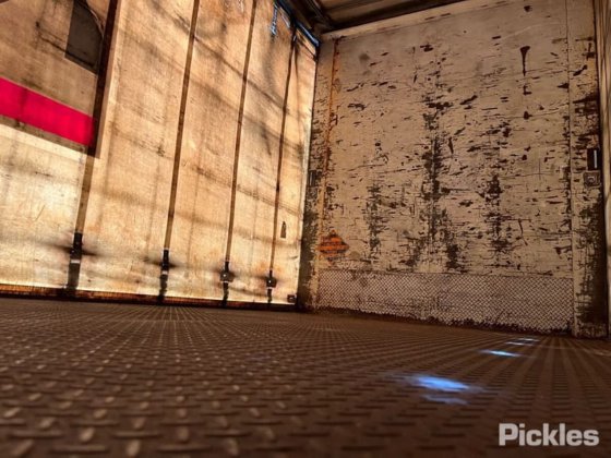 2000年式 サザンクロス トレーラー スタンダード トライアクスル