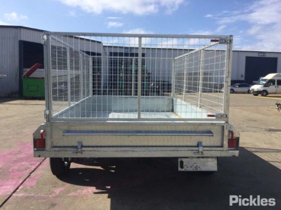 2025 绿色有限公司