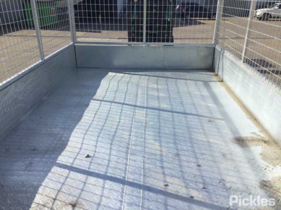 2025 绿色有限公司