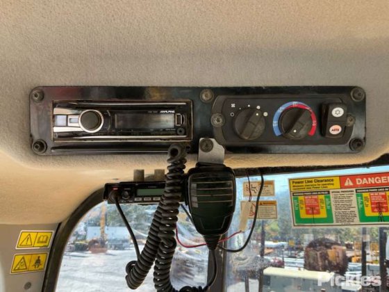 2014年式キャタピラー 627K