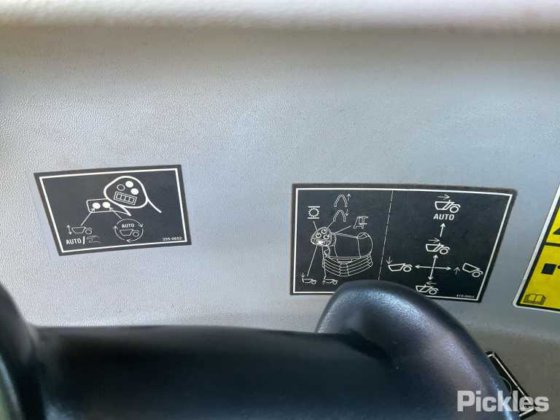 2014年式キャタピラー 627K